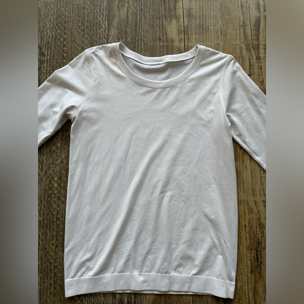 lululemon swiftly tech long sleeve *relaxed fit